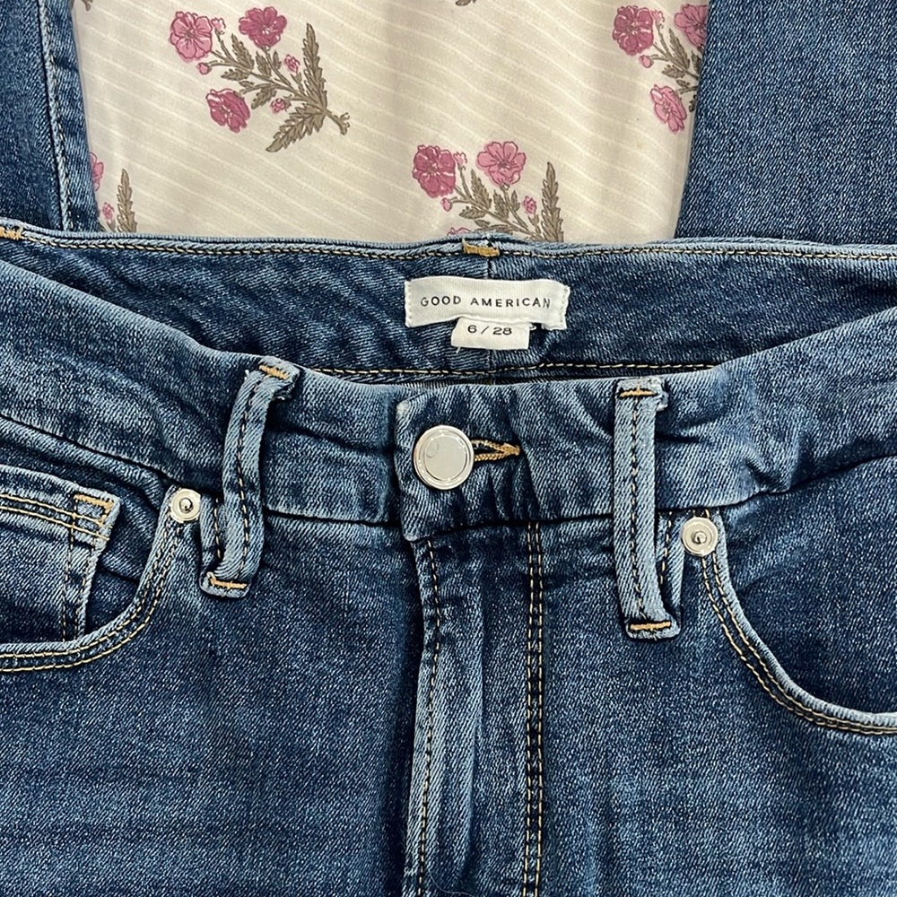 Good American High Rise Blue Jeans